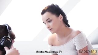 Tini picsa és az vén hapsi