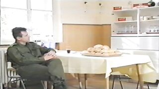 Csőre töltött lövegek - Magyar szinkronos teljes vhs szexvideó