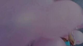 Riley Reid hátsó bejáratban két kukac