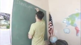Hatalmas kannás tanárnők