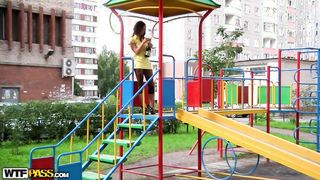 Amatőr orosz tini picsát kefélnek