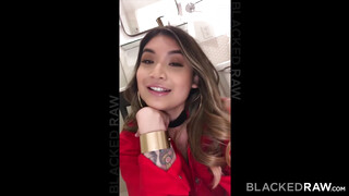 Brenna Sparks és a csoki bré