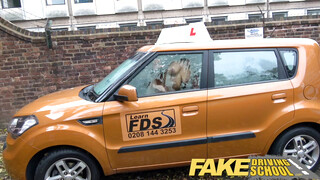 Fake Driving School - Tini kiscsaj az oktatóval dug