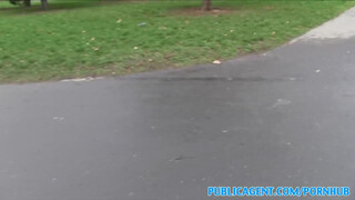 PublicAgent - Orosz kiscsaj felszedve az utcán