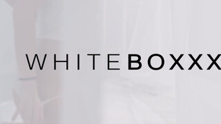 WhiteBoxxx - Ginebra Bellucci a dögös latin kiscsaj
