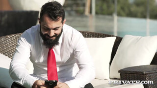 Private com - Sicilia pinája megkúrva