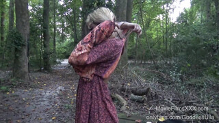 MoxieFilms - Hatalmas keblű hippi bige