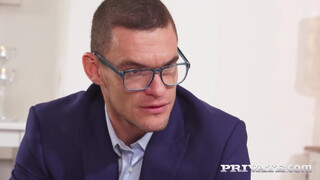 Private com - Misha Maver análjába beverik