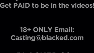 BLACKED - Sky a vékony pici keblű csajszi