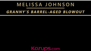 Melissa Johnson a hatalmas keblű érett nő