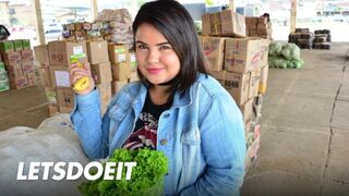 Dagadt brazil milf muffja mélyen megkefélve xiomarától