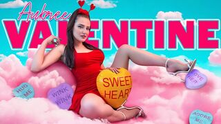 Bula a reflektorfényben: Aubree Valentine üvöltve élvezi, ahogy Donnie Rock az ujjaival a határig juttatja