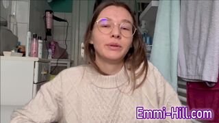 Extrém spriccelő tini baszás egyetemista lánnyal